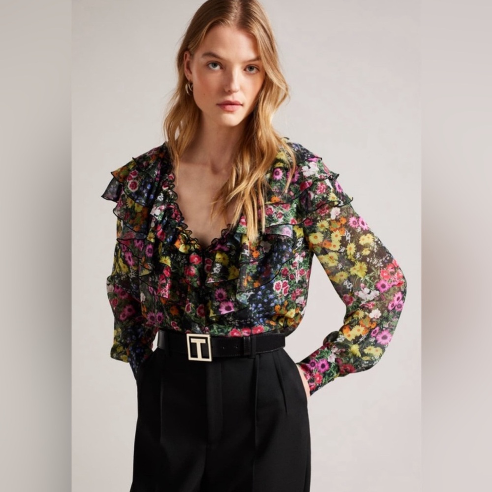 Ted Baker Frilled V neck long sleeves blouse